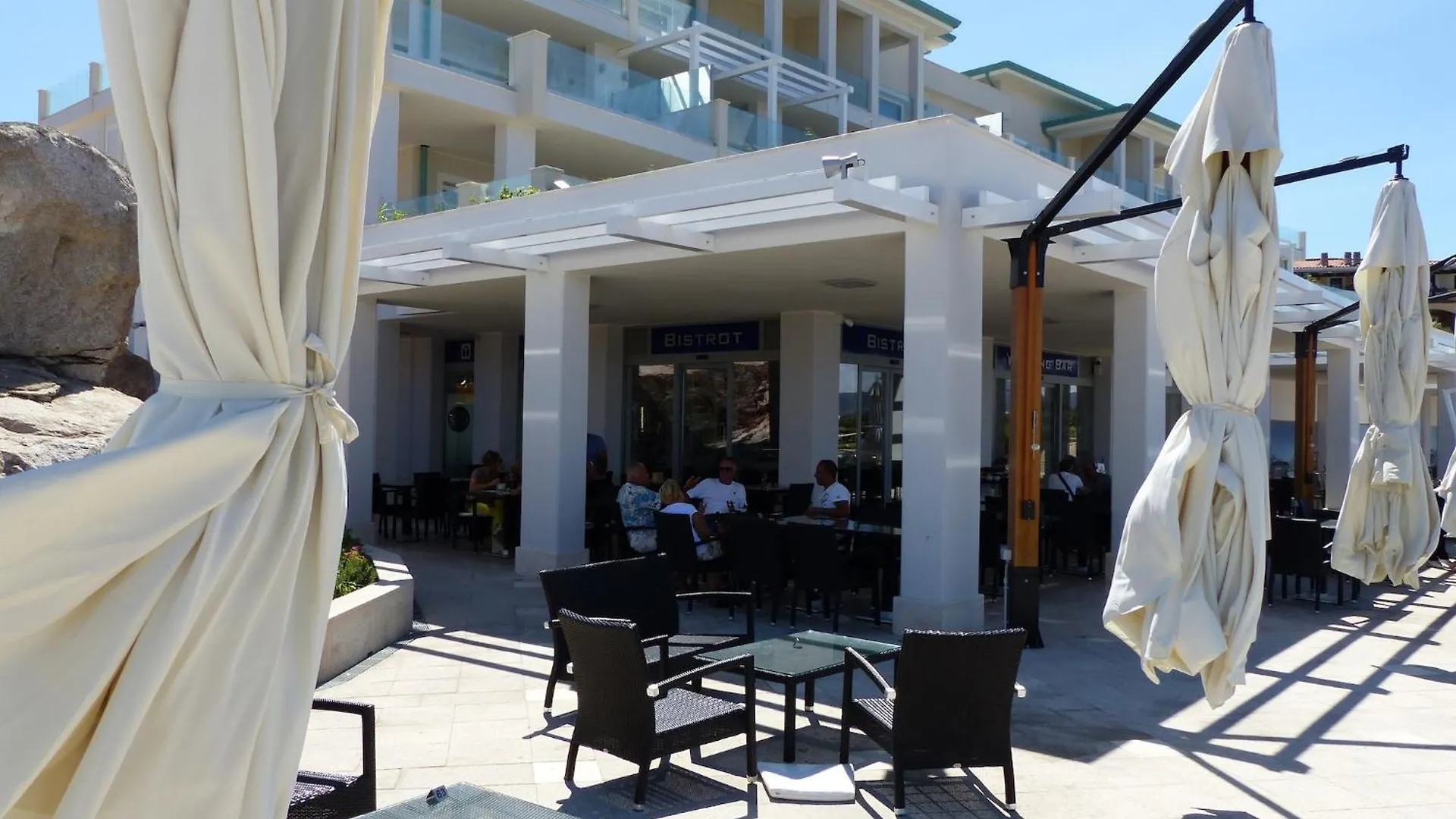 Apartment With Terrace For 4 People Olbia Italy