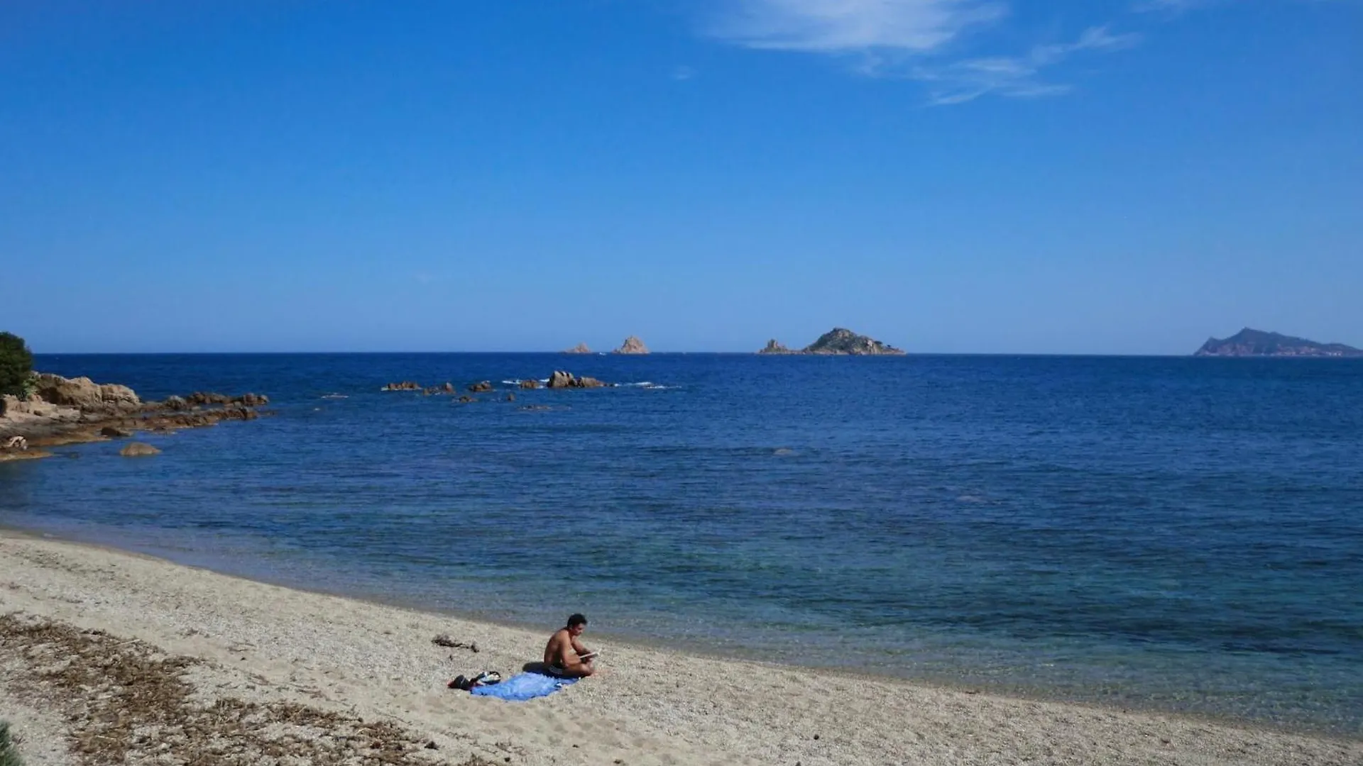 Apartment With Terrace For 4 People Olbia 0*,