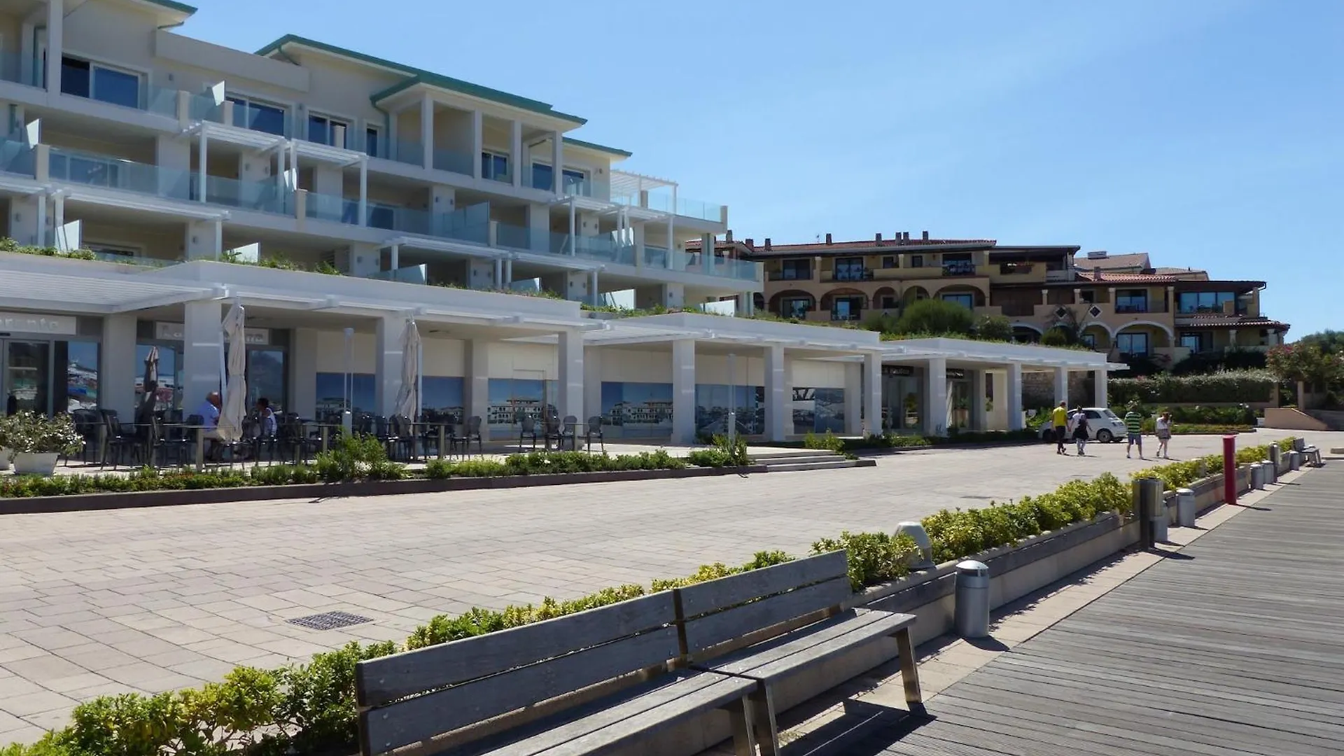 Apartment With Terrace For 4 People Olbia